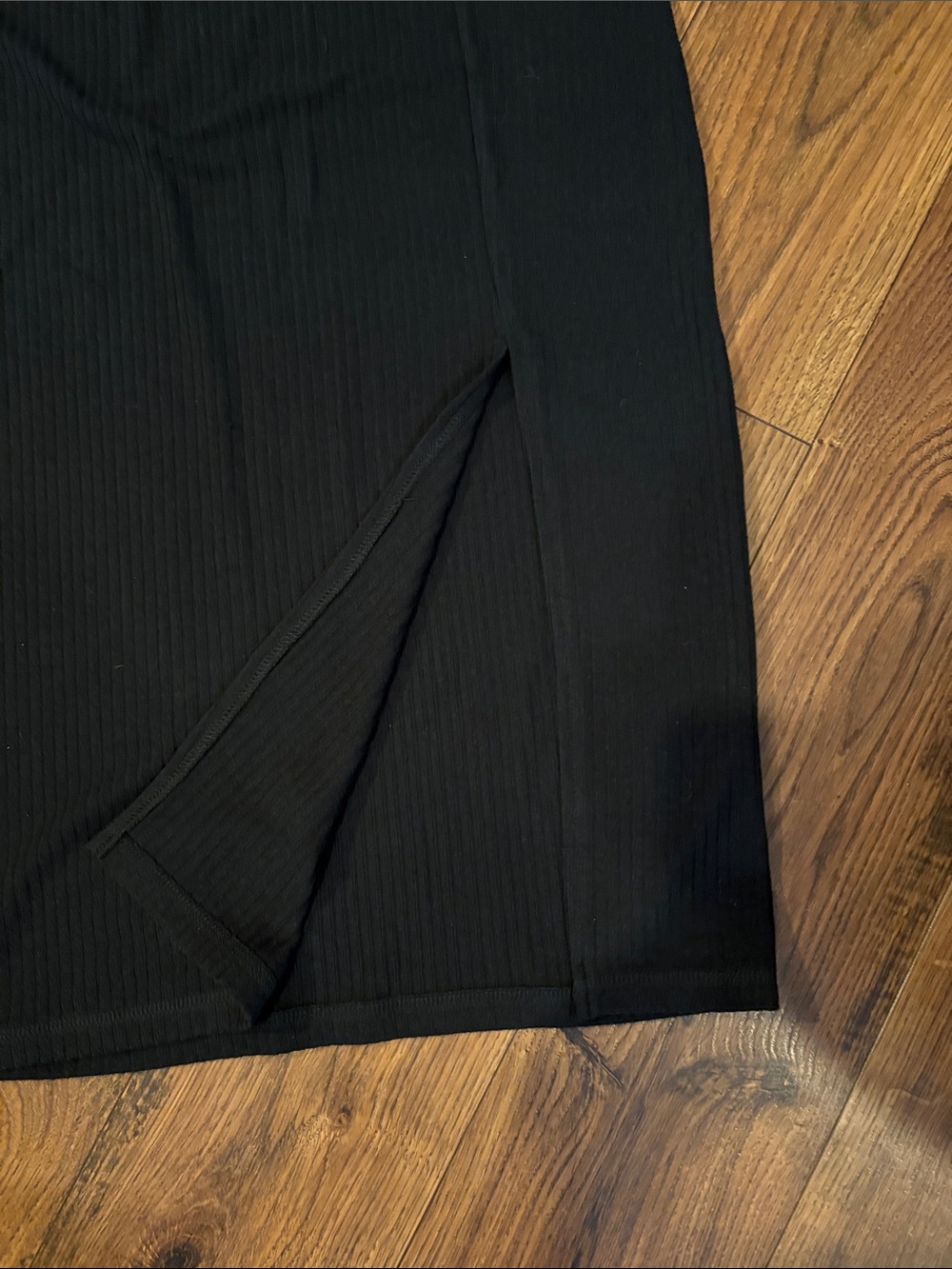 NWT Abercrombie & Fitch Black Ribbed Midi Skirt - Picture 6 of 10